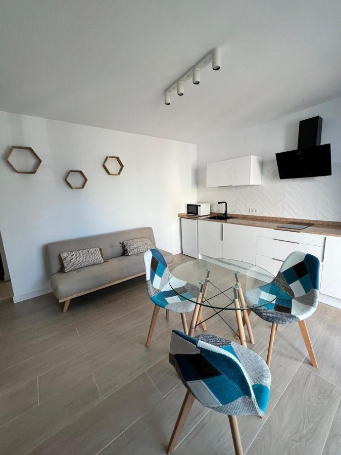 Apartamentos Buganvilla روكيتاس ذي مار المظهر الخارجي الصورة