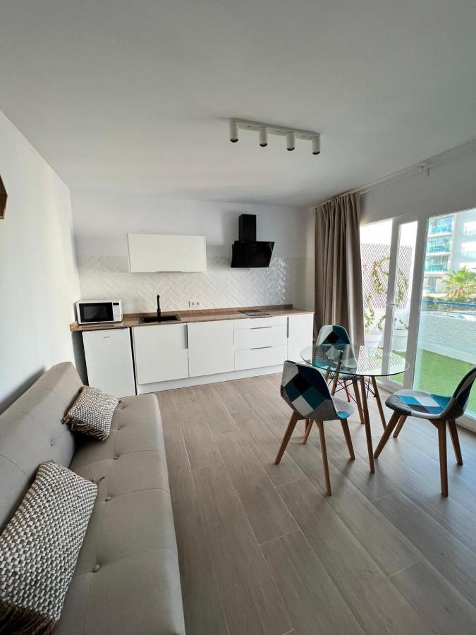 Apartamentos Buganvilla روكيتاس ذي مار المظهر الخارجي الصورة