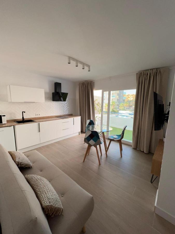 Apartamentos Buganvilla روكيتاس ذي مار المظهر الخارجي الصورة