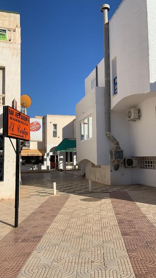 Apartamentos Buganvilla روكيتاس ذي مار المظهر الخارجي الصورة